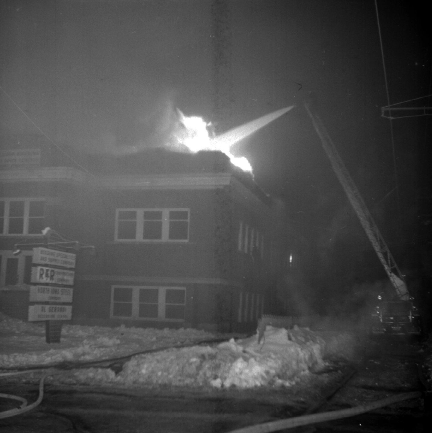 Fire at old Jackson School.jpg